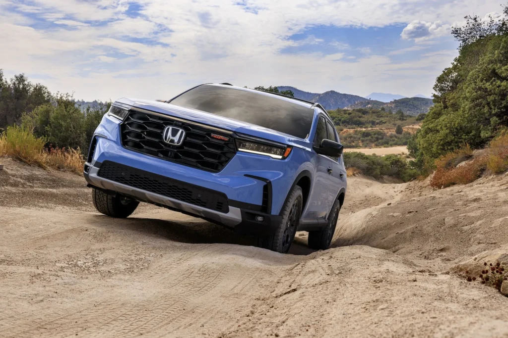 What is the engine in the Honda Pilot models from 2002 to 2015